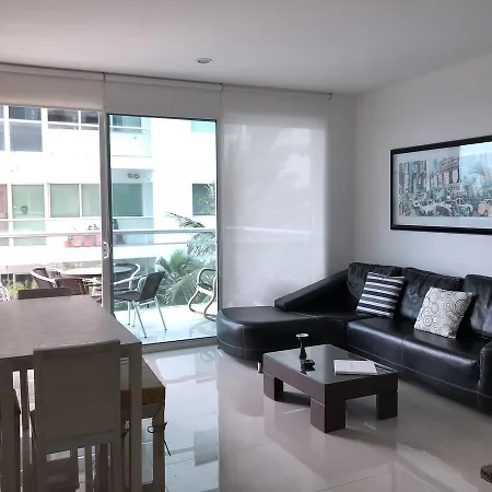 Apartamento En La Playa, Morros 3-2