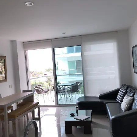 Apartamento En La Playa, Morros 3-3