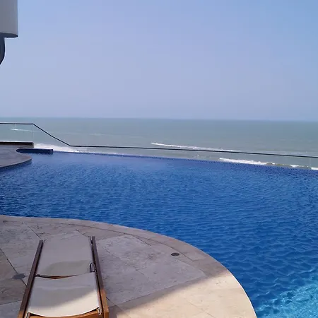 Beach Front Apartament-3