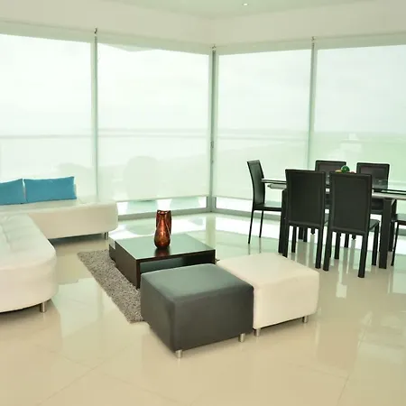 Modern 3 Bedroom Apartment With Sea-Beach View-3