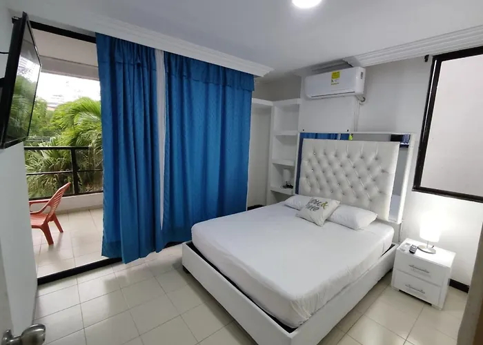 2 Bedroom Apartment Near The Sea With Air Conditioning And Wifi Cartagena admite animales